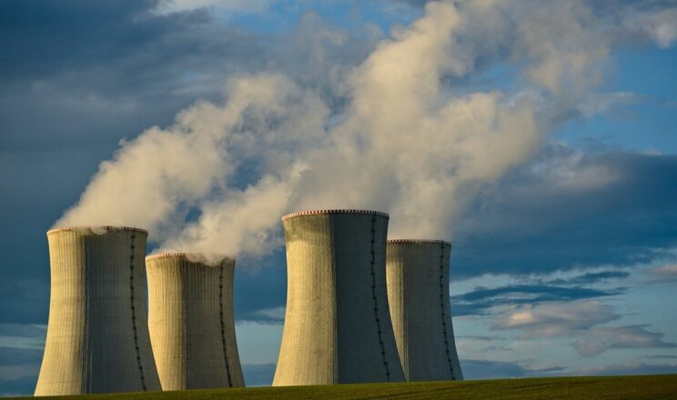 U.S. Regulators Limit AWS-Talen Nuclear Data Center to 300 MW