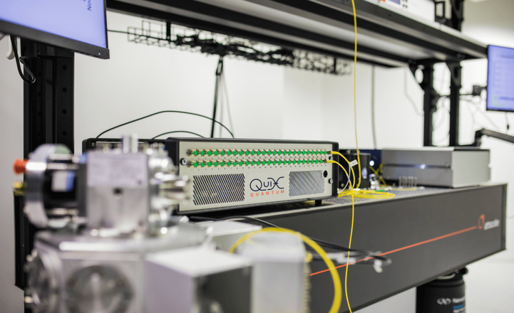 QuiX Quantum Raises â¬15M for Universal Photonic Quantum Computer