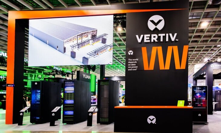 Vertiv Debuts CoolCenter Immersion System for High-Density AI Cooling