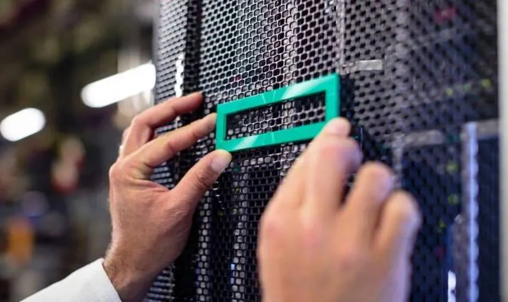 HPE Data Center Networking Revenue Jumps 112% on AI Demand