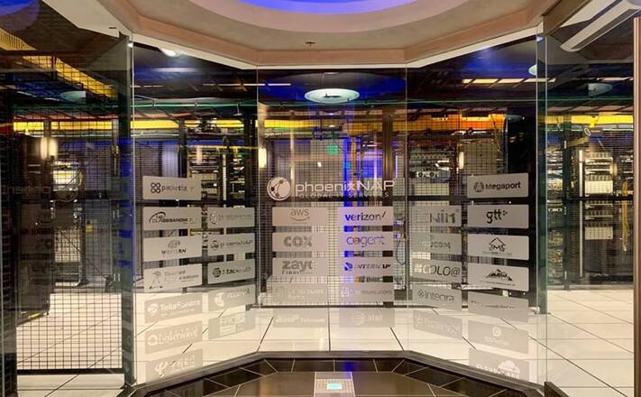 Radius RadiusDC Buys PhoenixNAPâs Colocation Business