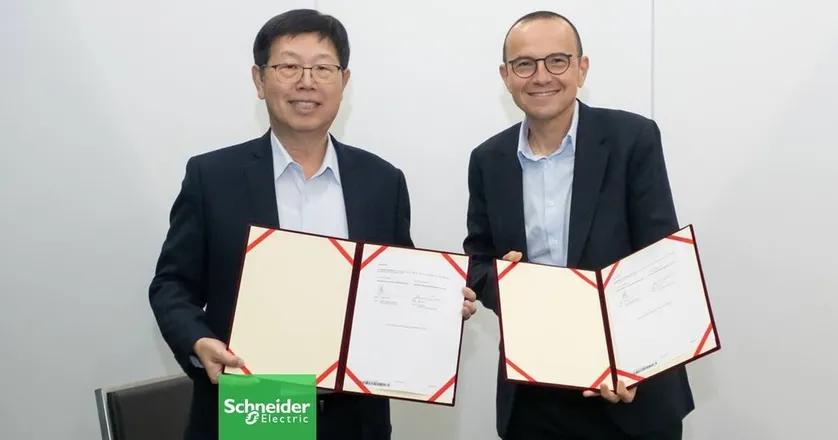 Schneider Electric, Foxconn Team Up on AI Data Centers