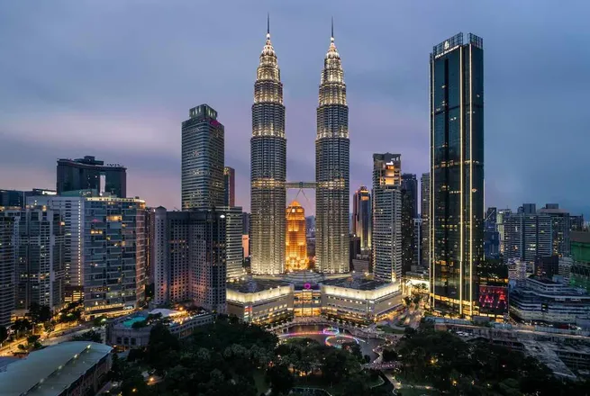 Vertiv Opens Malaysia Plant as Asia AI Data Center Demand Rises